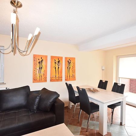 Modern Apartment In Kroepelin With Garden 客房 照片