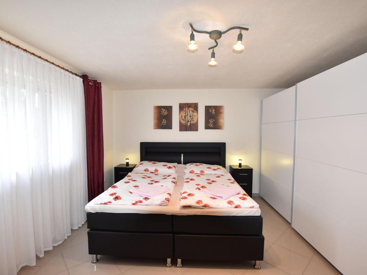 Modern Apartment In Kroepelin With Garden 客房 照片